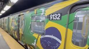 Nova York adesiva trens do metrô com bandeiras das seleções da Copa