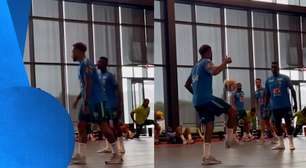Neymar aparece jogando altinha em treino da Seleção