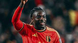 Doku retorna ao treino da Bélgica e é liberado para estreia na Copa