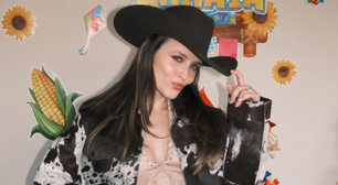 Festa Junina: Larissa Manoela acerta com look de referências country com chapéu e franjas