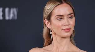 Emily Blunt revela bastidores de filme com Spielberg e reflete sobre segredos alienígenas do governo