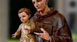 Dia de Santo Antônio: conheça 7 simpatias populares para quem busca um amor