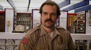 David Harbour fala pela primeira vez sobre disco de Lily Allen que expôs fim de relação
