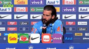 Alisson minimiza recorde por disputar terceira Copa: 'Quero entrar no grupo dos campeões'