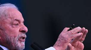Lula conclui tratamento e afirma estar curado do câncer