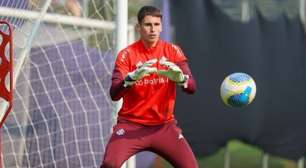 Internacional ganha reforço e esquenta disputa no gol