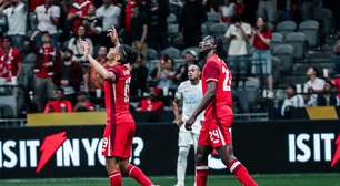 Técnico ignora invasão bósnia e confia em torcida do Canadá