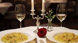 Risoto de camarão com limão: jantar romântico fácil