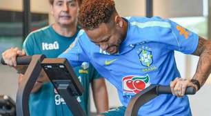 Neymar acelera recuperação de lesão de olho na Copa