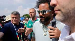 Ex-Seleção, Marcelo é retirado de área de confronto após abertura da Copa do Mundo no México
