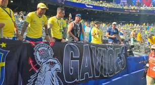 Organizada do Corinthians marca presença em estreia da Seleção Brasileira na Copa do Mundo