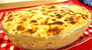 Escondidinho de aipim com frango: cremoso e prático