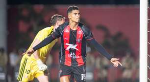 Vitória negocia retorno de marca famosa para fornecimento esportivo: "Adidas ficou para trás"