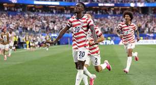 Estados Unidos goleiam na estreia da Copa do Mundo e Paraguai segue com tabu