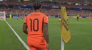 Memphis ganha minutos em campo durante empate da Holanda com o Japão na estreia da Copa