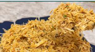 Recheio de frango cremoso e bem temperado, ideal para o preparo de salgados fritos, assados ou tortas caseiras