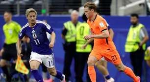 Japão busca empate no fim com a Holanda na estreia pela Copa do Mundo