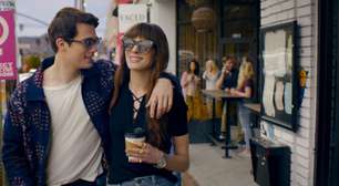 Nicholas Galitzine, de He-Man, vive romance quente com Anne Hathaway neste filme disponível no streaming