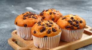 Muffin de aveia e banana: a receita prática que ajuda a fugir dos ultraprocessados