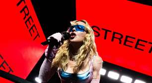 Madonna está planejando nova turnê mundial e "com fome" de subir nos palcos, dizem fontes