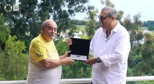 Corinthians celebra legado de Rivellino em ação especial do Departamento Cultural