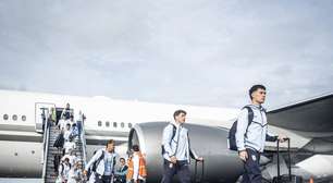 Problema com avião atrasa viagem do Uruguai às vésperas da estreia na Copa do Mundo