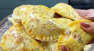 Pastel assado de 2 ingredientes na massa, fácil de fazer e muito levinho, para rechear como desejar