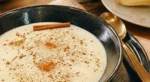 Mingau de maizena simples e cremoso - o clássico da vovó