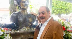 Ídolo do Corinthians relembra carinho da torcida e celebra homenagem com busto no Parque São Jorge