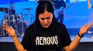 Repórter Suelen Brainer se batiza em igreja evangélica no Recife: "Teu amor me transformou"