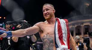 Luta do ano? Assista aos melhores momentos de Ilia Topuria x Justin Gaethje no UFC Casa Branca