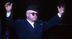 O melhor álbum da história, segundo Elton John: 'Sempre fico em êxtase quando ouço'
