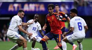 Espanha tropeça e Cabo Verde faz história