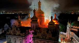 Ataque russo atinge catedral histórica em Kiev
