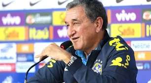 Carlos Alberto Parreira tem 'discreta melhora' e oscila entre momentos de lucidez e coma, diz boletim