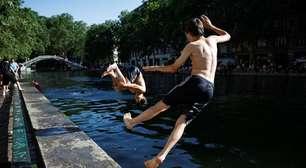 Prefeitura de Paris libera banho no Canal Saint-Martin diante da chegada de nova onda de calor