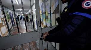 França amplia tempo de detenção de estrangeiros sem documentos considerados perigosos