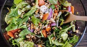 Como transformar saladas simples em pratos completos e cheios de sabor