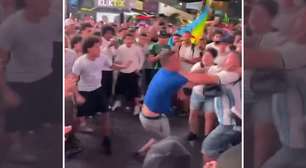 Vídeo: pancadaria envolve torcedores de Argentina e Argélia na Times Square