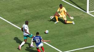 França faz valer favoritismo e bate Senegal na estreia pela Copa do Mundo de 2026