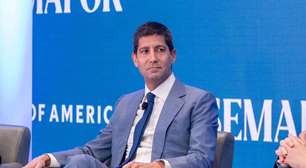 Contrariando pressão de Trump, Fed mantém juros dos EUA na estreia de Kevin Warsh