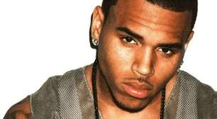Chris Brown: falha grave de jurado causa anulação de julgamento contra cantor