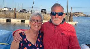 'Surreal': casal britânico em iate descreve susto com tiros de advertência de navio de guerra russo