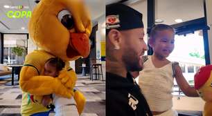 Mavie, filha de Neymar e Bruna Biancardi, 'faz as pazes' com Canarinho após ficar 'brava' com mascote