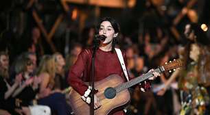 Gracie Abrams revela a lista de faixas de 'Daughter From Hell'