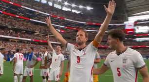 Emocionante: seleção da Inglaterra canta "Wonderwall" com a torcida após vitória na Copa do Mundo