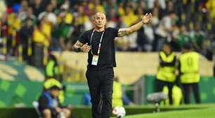 Cannavaro celebra noite histórica do Uzbequistão e promete corrigir erros