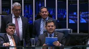 Sebastião Melo entrega ao presidente do Senado estudo com impactos da escala 6×1 nos municípios