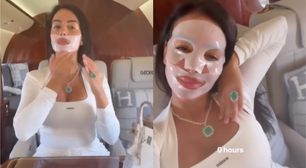 Georgina Rodríguez, noiva de Cristiano Ronaldo, mostra rotina de beleza em jatinho durante a Copa