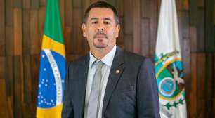 Deputado Val Ceasa é alvo de operação por suspeita de ligação com o TCP; R$ 166 mil são apreendidos